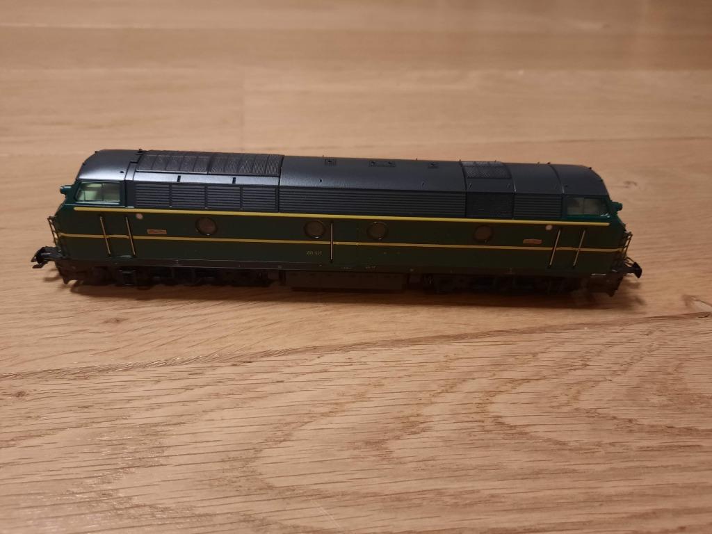 Märklin 37672 - locomotive diesel SNCB, Hobby & Loisirs créatifs, Trains miniatures | HO, Comme neuf, Locomotive, Märklin, Enlèvement ou Envoi