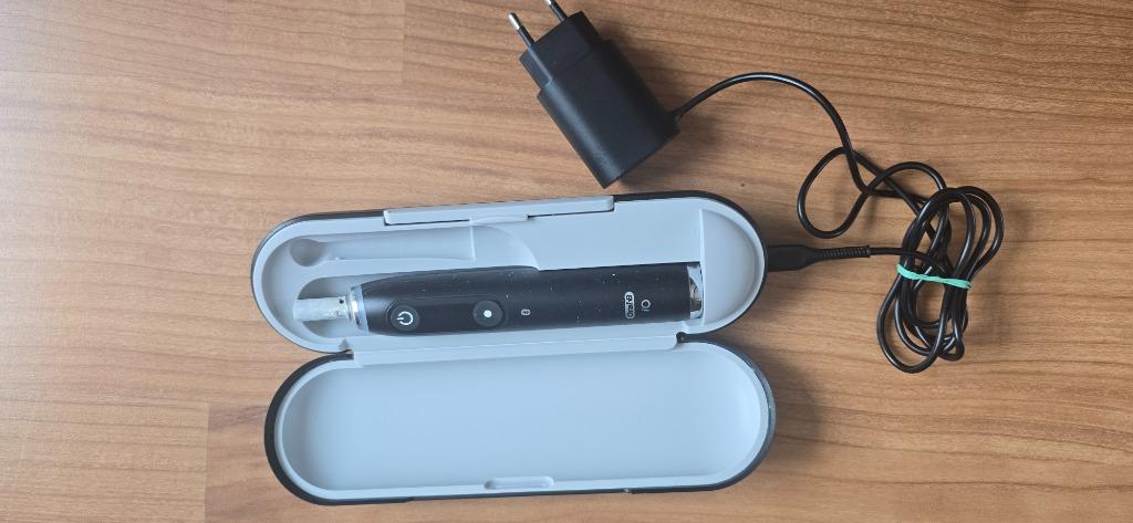 Oral-B iO Series 7 3758, Ophalen, Zo goed als nieuw, Tandenborstel