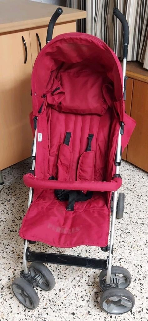 Pericles Buggy - rouge, Enfants & Bébés, Buggys, Utilisé, Protection de pluie, Dossier réglable, Ombrelle, Enlèvement