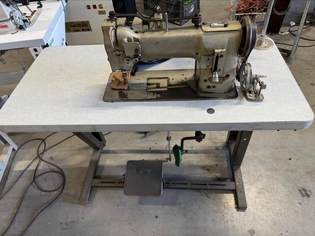 Industriele naaimachine pfaff 145 voudig transport, Ophalen of Verzenden, Naaimachine, Industrieel, Gebruikt