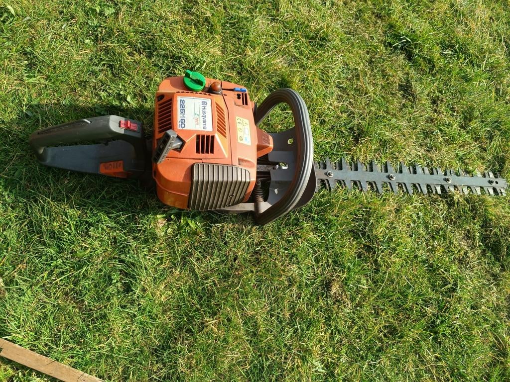 Haagschaar Husqvarna, Tuin en Terras, Heggenscharen, Ophalen, Gebruikt