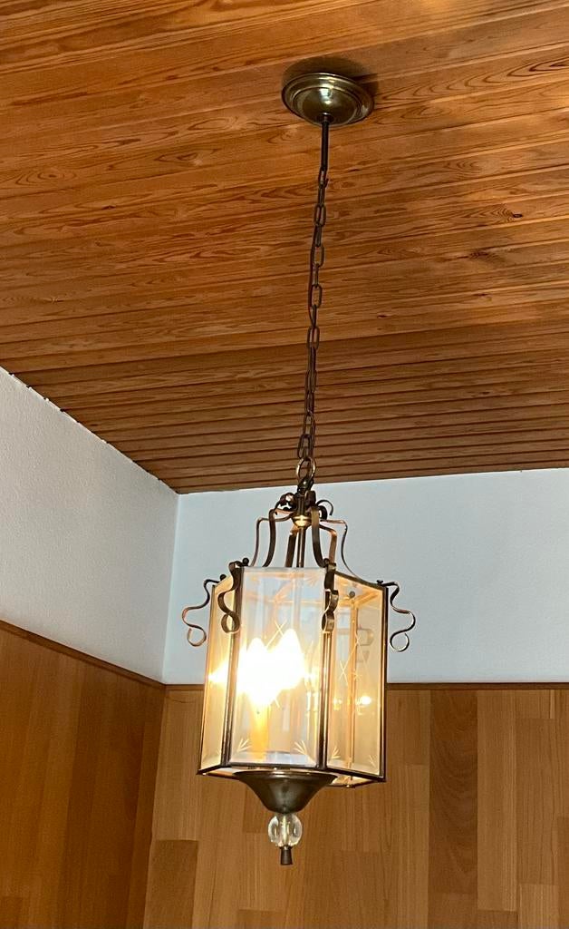 Lustre, Enlèvement