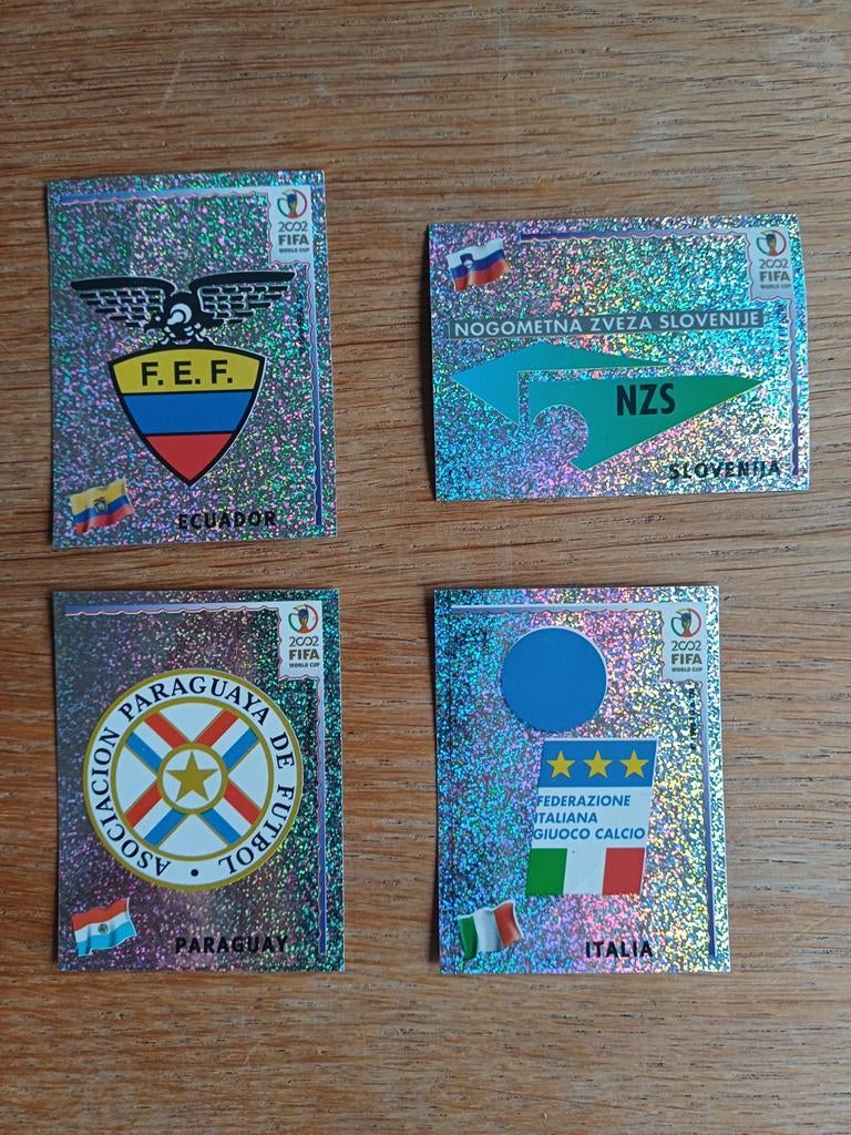 Panini WC Korea-Japan 2002 (4 emblemen), Verzamelen, Ophalen of Verzenden