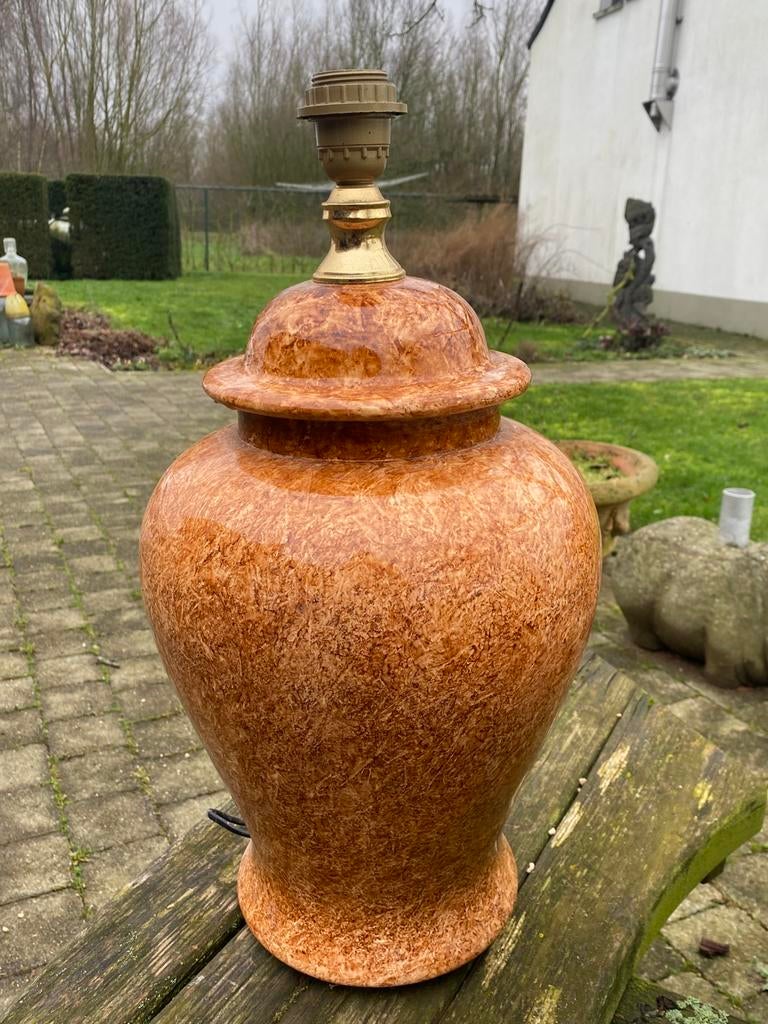 Lampvoet, Antiquités & Art, Enlèvement