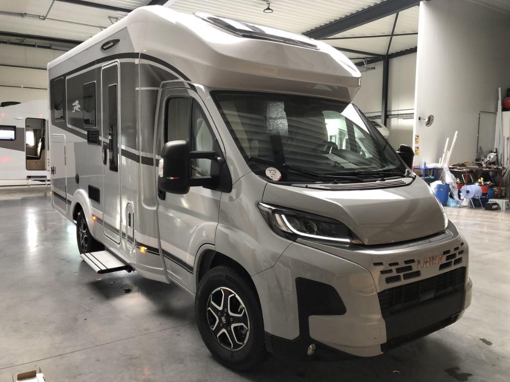 Laika Ecovip Titanio L2009, Caravans en Kamperen, Mobilhomes, Automaat, Ringverwarming, Fiat, Bedrijf