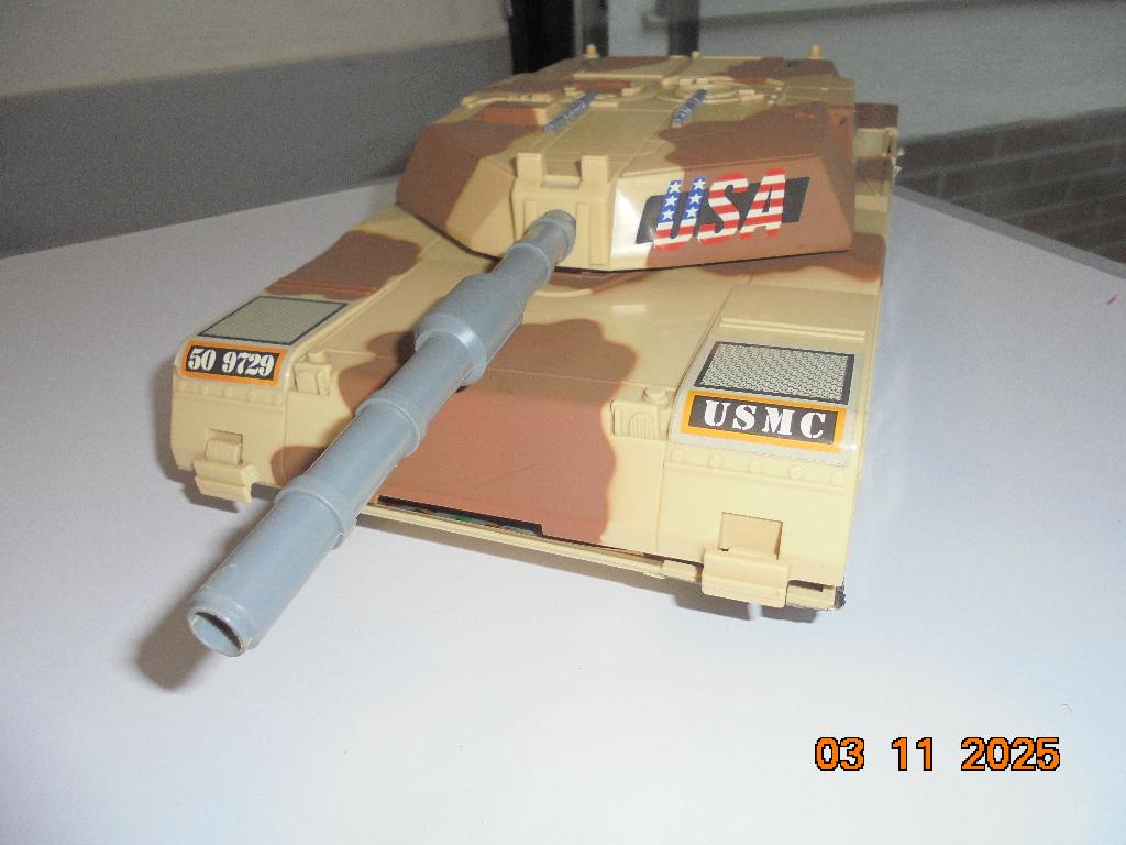 BATTLE TANK MICRO MACHINE, Enlèvement ou Envoi, Comme neuf