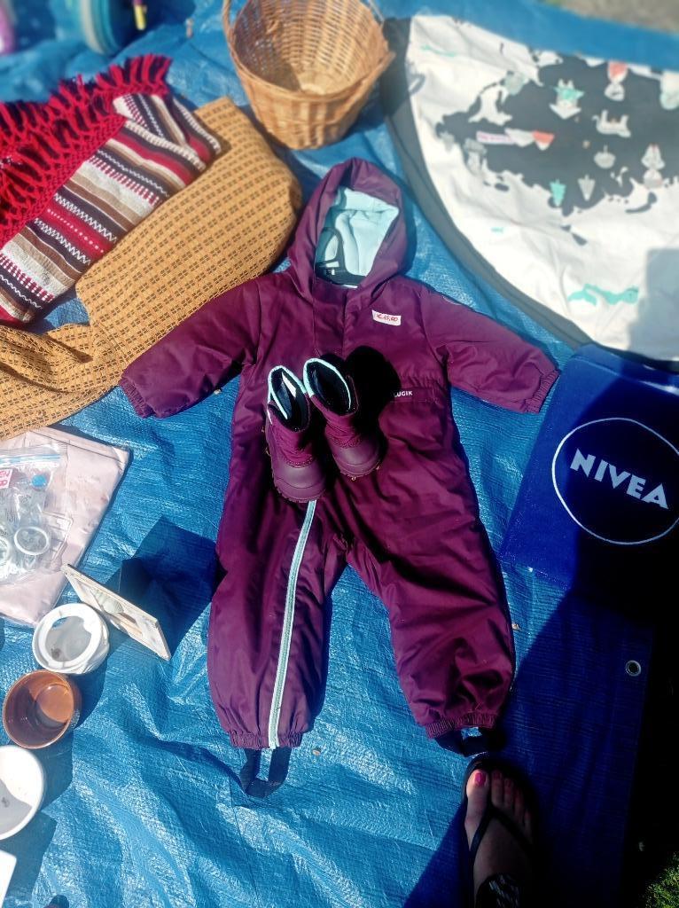 Baby sneeuw/winterpak decathlon + bijpassende laarsjes, Kinderen en Baby's, Ophalen, Zo goed als nieuw, Maat 86