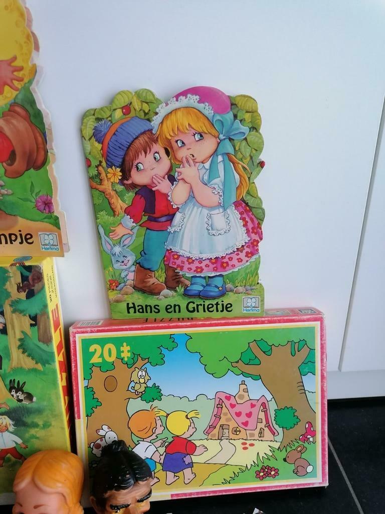 Thema materiaal :Sprookjes:, Hans en Grietje, Enlèvement ou Envoi, Comme neuf