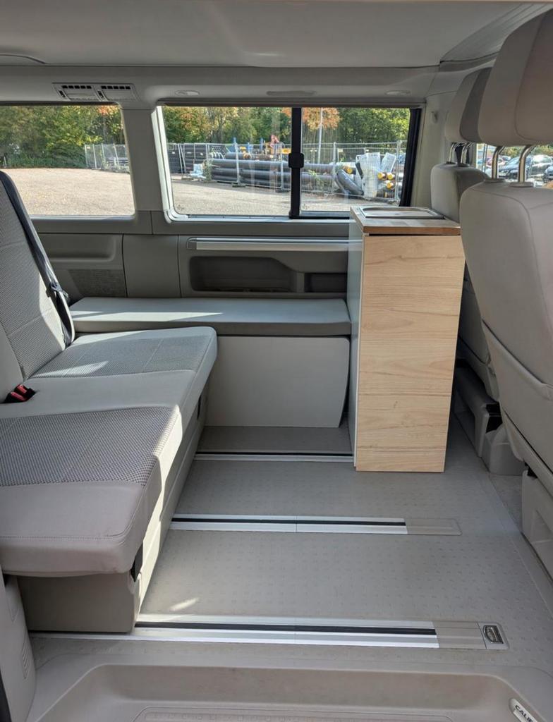 Volkswagen T5 / T6 t6.1 originele bank, Ophalen, Zo goed als nieuw