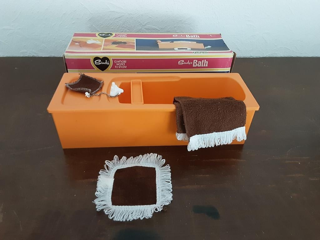 Pedigree de la baignoire Vintage Cindy., Enlèvement ou Envoi, Utilisé, Sanitaire
