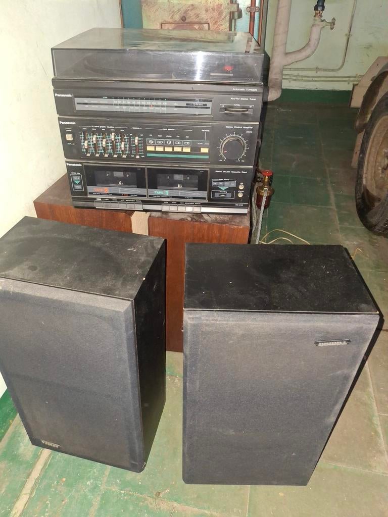 Stereotoren met platenspeler en cassetten, Ophalen