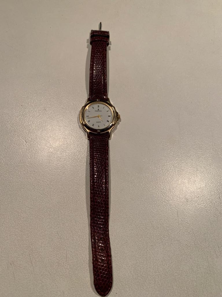 Festina Quartz damehorloge, Ophalen