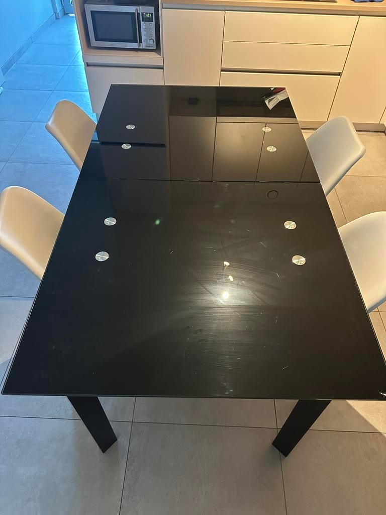 Table extensible, Enlèvement, Comme neuf