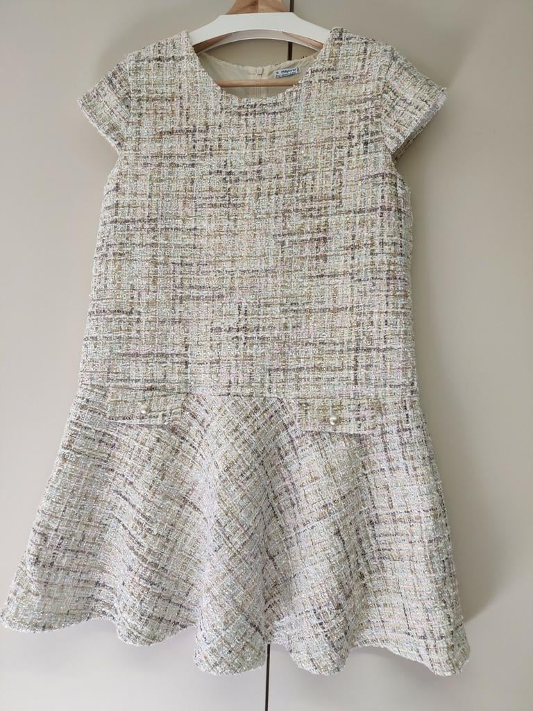 Belle robe (communautaire)., Enfants & Bébés, Vêtements enfant | Taille 176, Neuf, Fille, Robe ou Jupe, Enlèvement ou Envoi