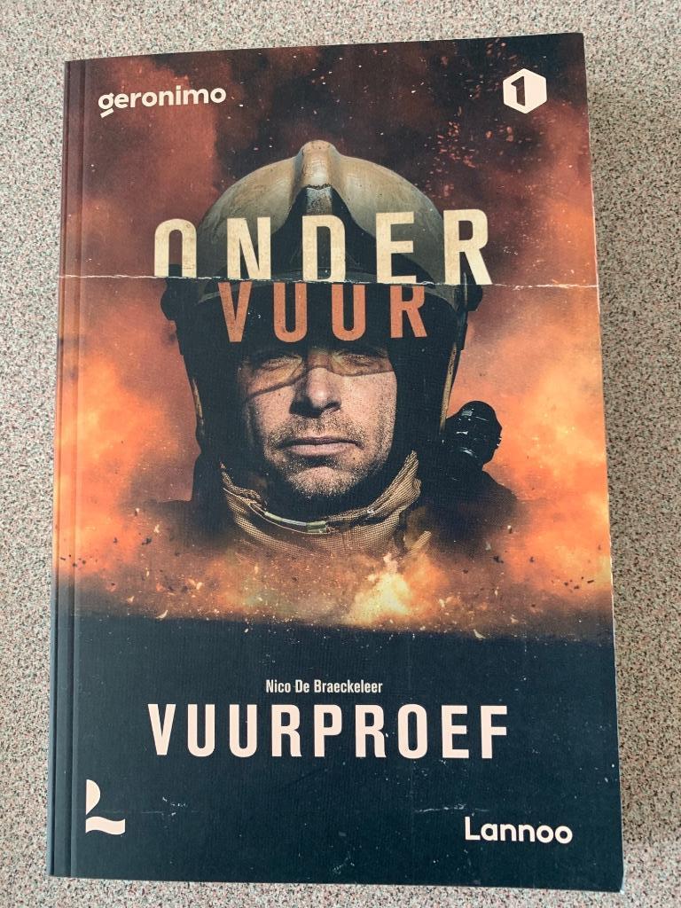 Onder vuur  - boek, Enlèvement ou Envoi, Neuf