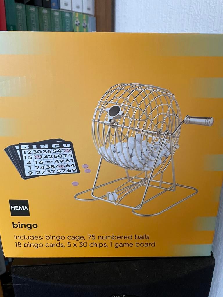 Bingo met alle toebehoren, Hobby en Vrije tijd, Gezelschapsspellen | Overige, Ophalen of Verzenden, Zo goed als nieuw