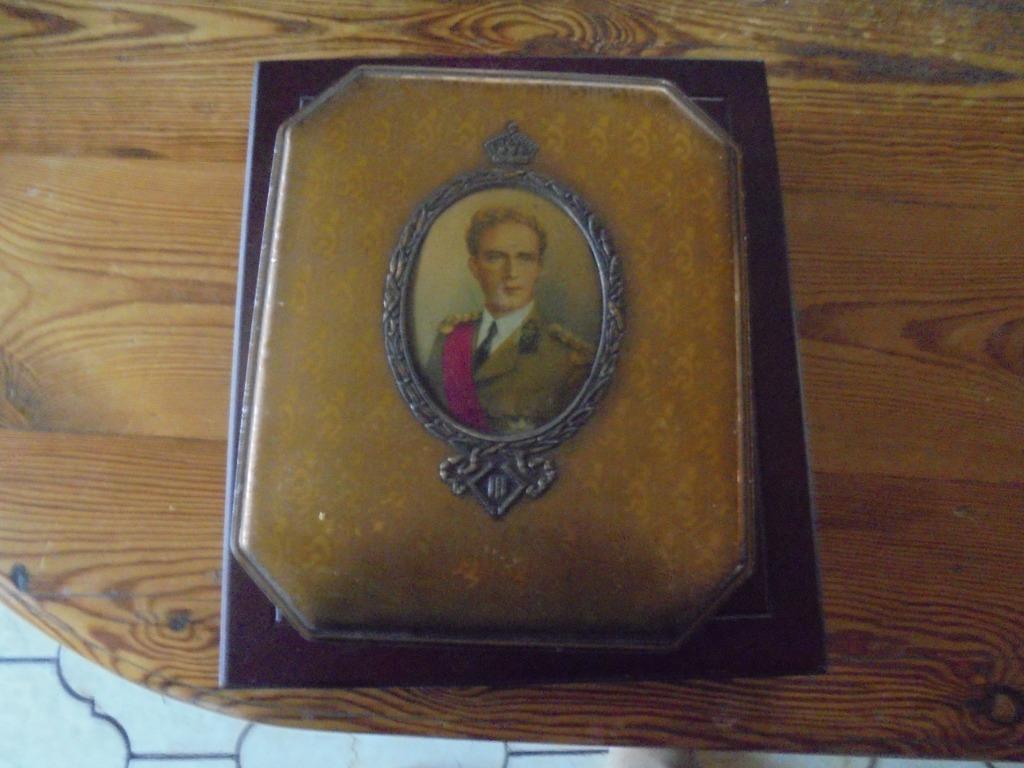doos Koning Leopold III, Verzamelen, Ophalen of Verzenden, Gebruikt, Overige typen