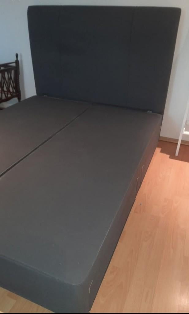 Lit boxspring, Maison & Meubles, Gris, Enlèvement ou Envoi, Utilisé, 200 cm