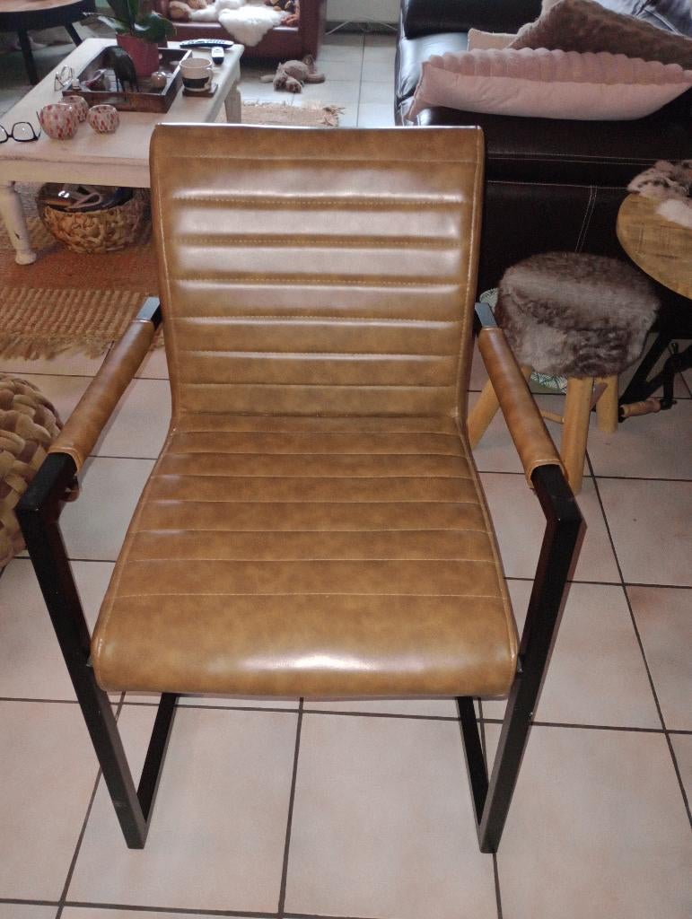 4 stoelen te koop in perfecte staat, Huis en Inrichting, Stoelen, Ophalen, Bruin, Zo goed als nieuw, Vier