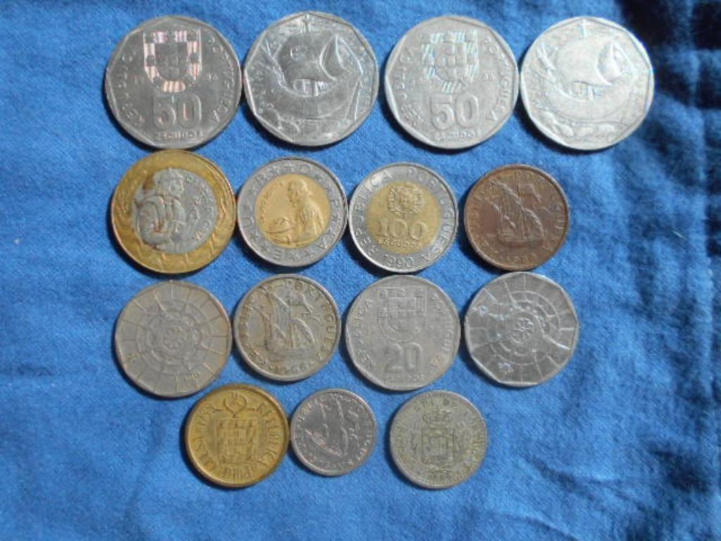 portugal, 15 munten in lot, Ophalen of Verzenden, Munten