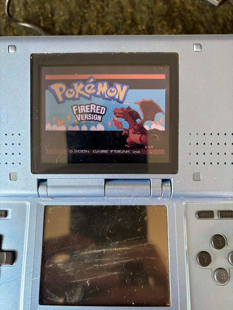 Originele pokemon fire red zonder sticker, Games en Spelcomputers, Spelcomputers | Nintendo DS, Ophalen, Zo goed als nieuw