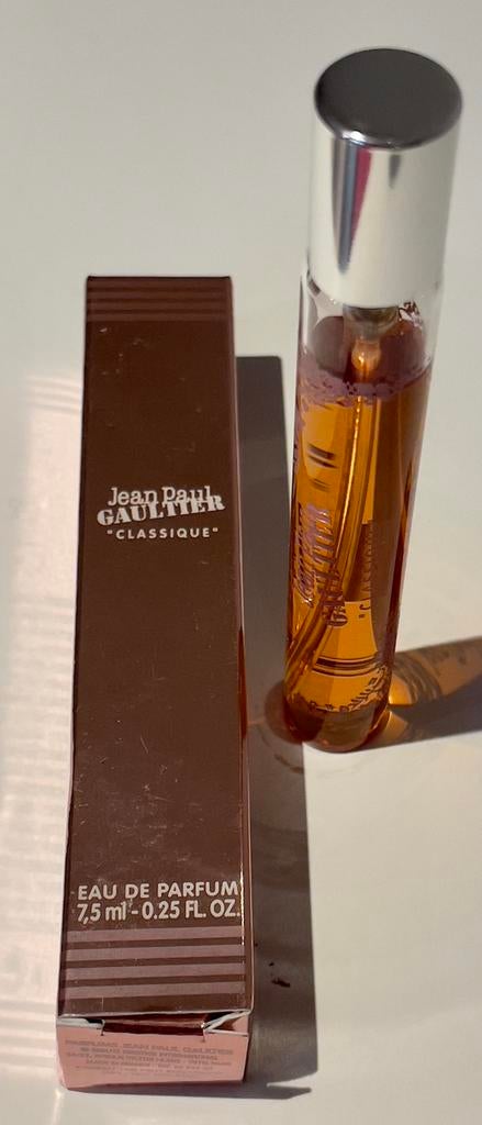 Jean-Paul Gaultier klassieke vrouw eau de parfum 7,5 ml, Verzamelen, Nieuw, Gevuld