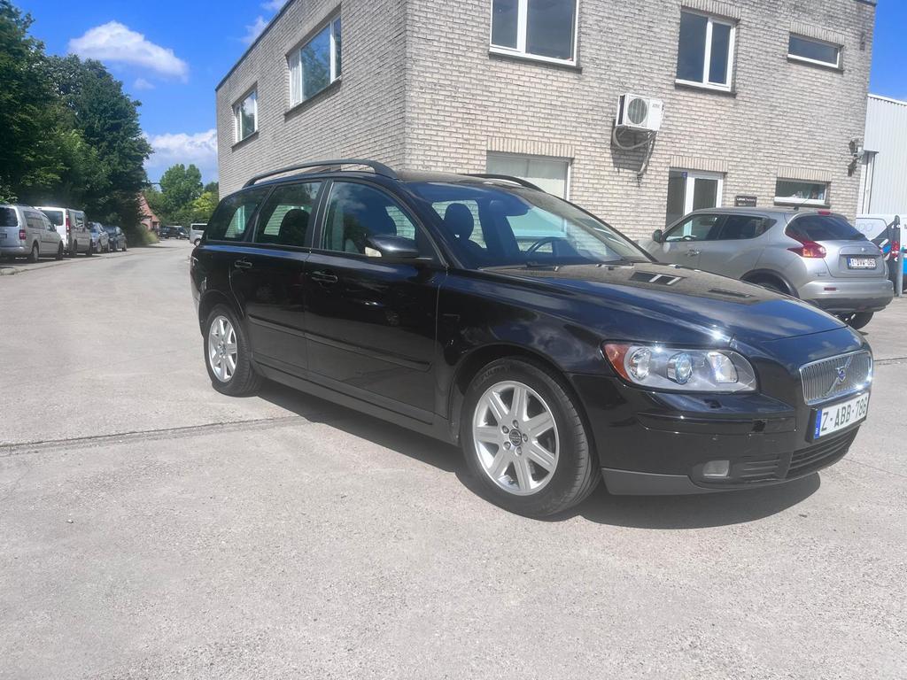 VOLVO V50 BENZINE VAN 2006 MET 150DKM MET XENON NAVI, Autos, Volvo, Achat, Entreprise, Boîte manuelle, Noir