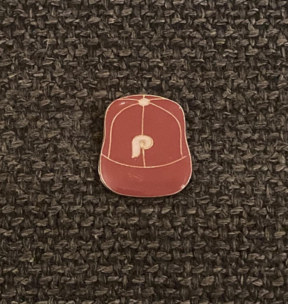 PIN - BASEBALL CAP - HONKBAL, Verzenden, Gebruikt, Sport, Speldje of Pin