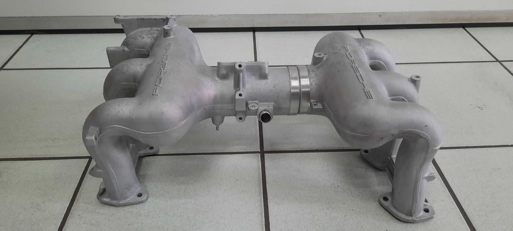 2 Inlaatspruitstuk voor Porsche 911, Ophalen of Verzenden, Nieuw, Porsche