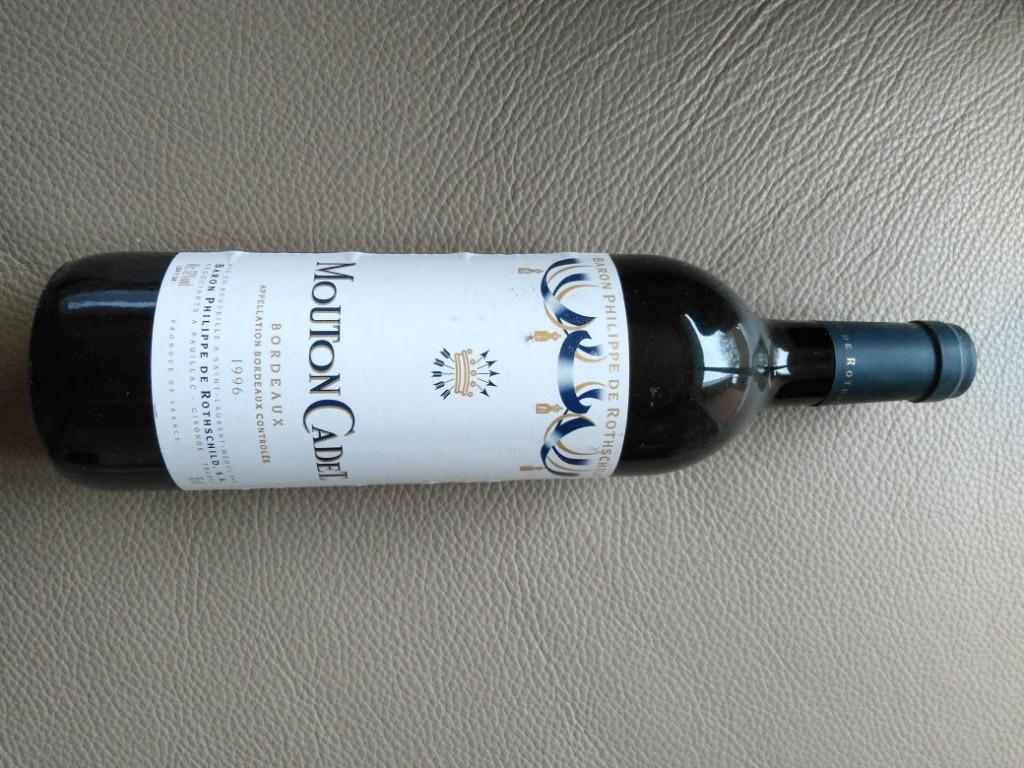 Mouton Cadet 1996, Verzamelen, Ophalen, Frankrijk, Nieuw, Rode wijn