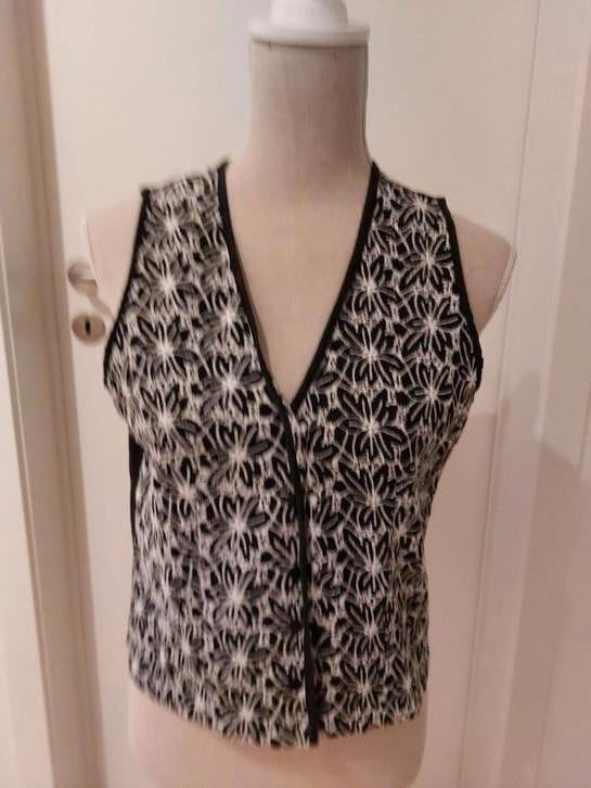 Gilet, Enlèvement ou Envoi, Comme neuf, Taille 38/40 (M)