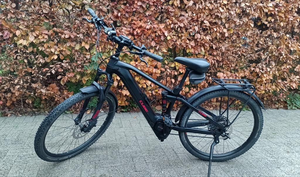 VTT Cube Stereo HPA Pro en taille M en très bon état., Enlèvement