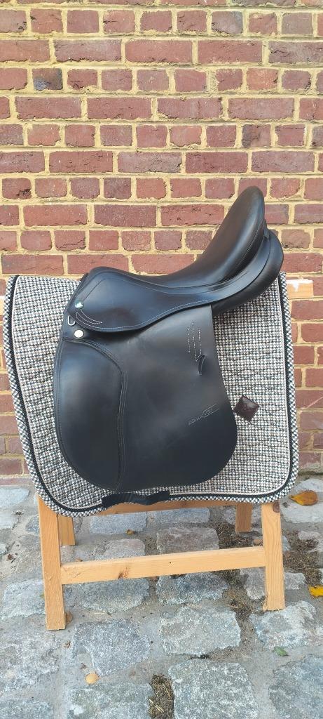 Zadel Prestige veelzijdig Roma, Ophalen, Zo goed als nieuw, Dressuur