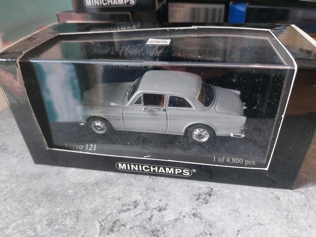 Minichamps Volvo 121 Grey 1/43, Enlèvement ou Envoi, Neuf, Voiture, MiniChamps