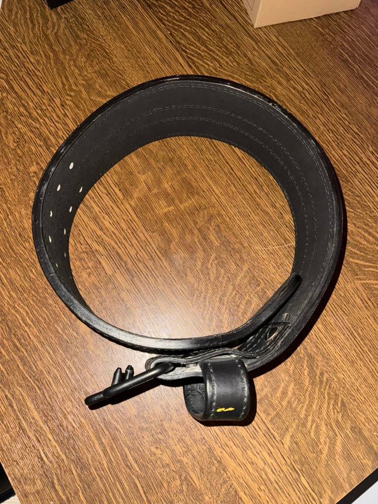 XXL fitness belt, Vêtements | Femmes, Ceintures, Enlèvement, Comme neuf