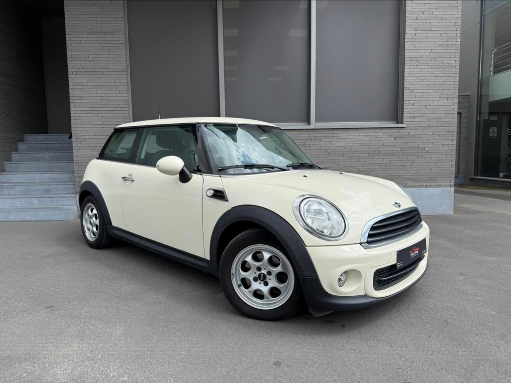 Mini One/2013/150.000 km/essence/6 vitesses, Autos, Mini, Euro 6, Entreprise, Boîte manuelle, 55 kW