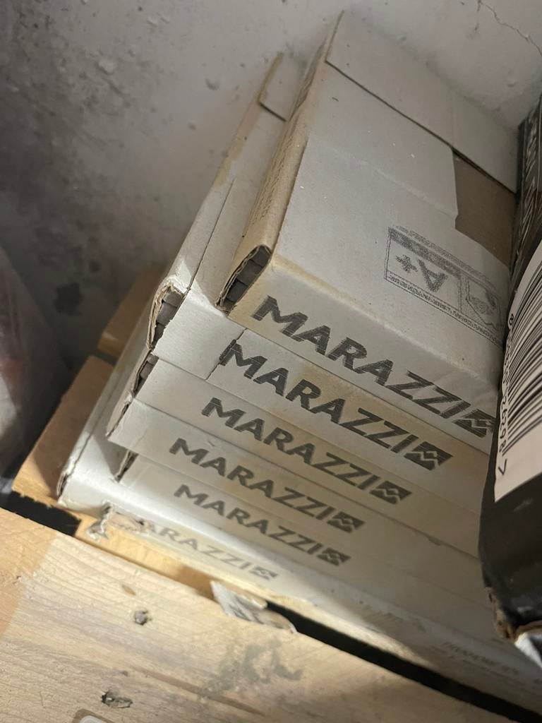 Carrelage effet parquet + primer d’accroche + materiel joint, Neuf, 60 cm ou plus, Carrelage de sol, Enlèvement