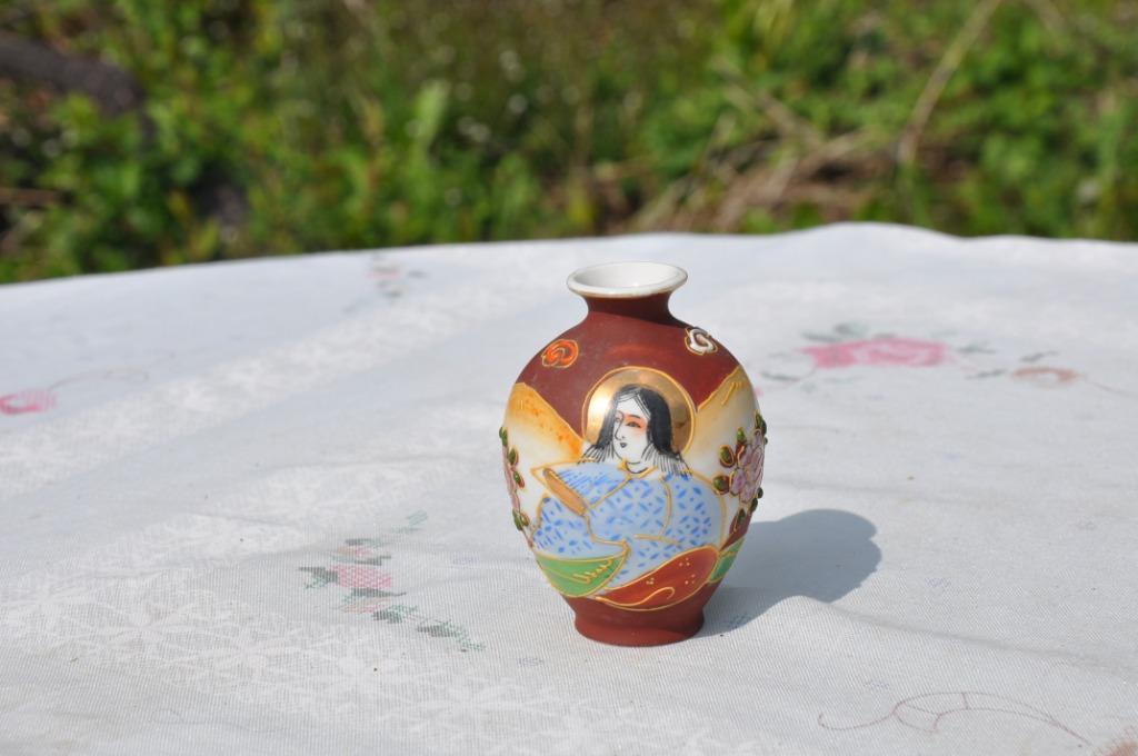 vase satsuma, Enlèvement ou Envoi