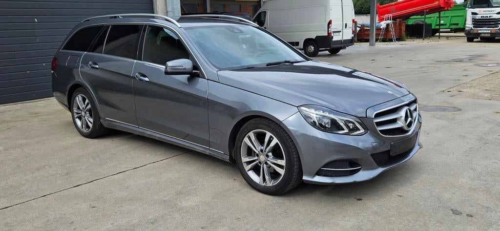 Mercedes E200 CDI - BJ:2016- +-254.000KM in TOP STAAT!!, Auto's, Achterwielaandrijving, USB, 4 cilinders, Leder en Stof