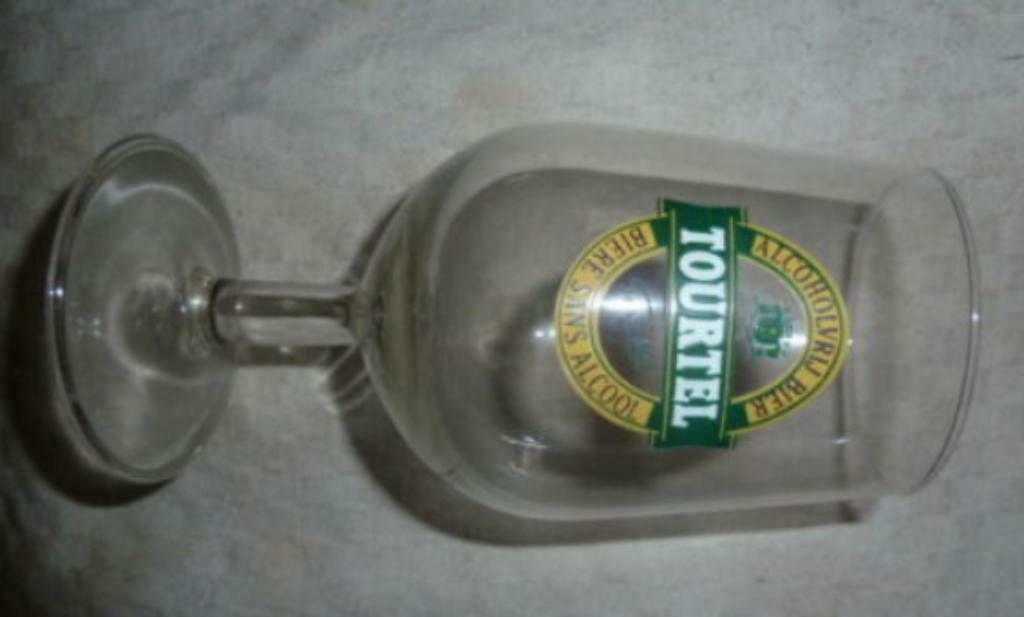 #D bier glas TOURTEL Alcoholvrij bier Biere sans alcool, Collections, Verres & Petits Verres, Enlèvement ou Envoi, Neuf, Verre à bière