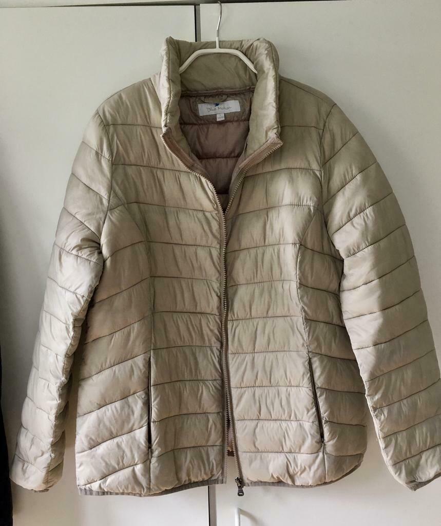 Donsjack maat 44-46, Beige, Maat 42/44 (L), Ophalen of Verzenden, Zo goed als nieuw