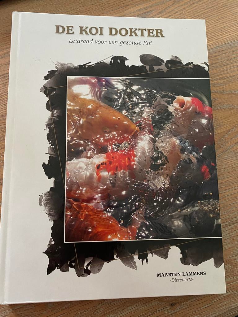 Boek De koidokter van Maarten Lammens, Karper of Koi