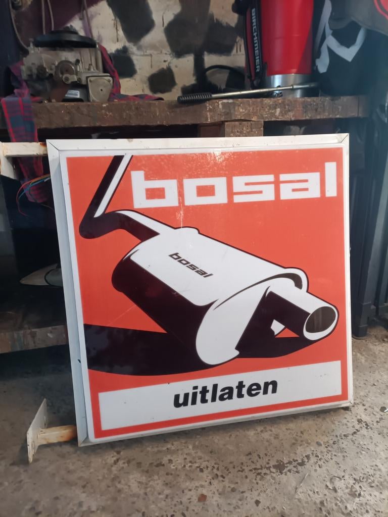 bosal lichtreclame, Enlèvement, Utilisé