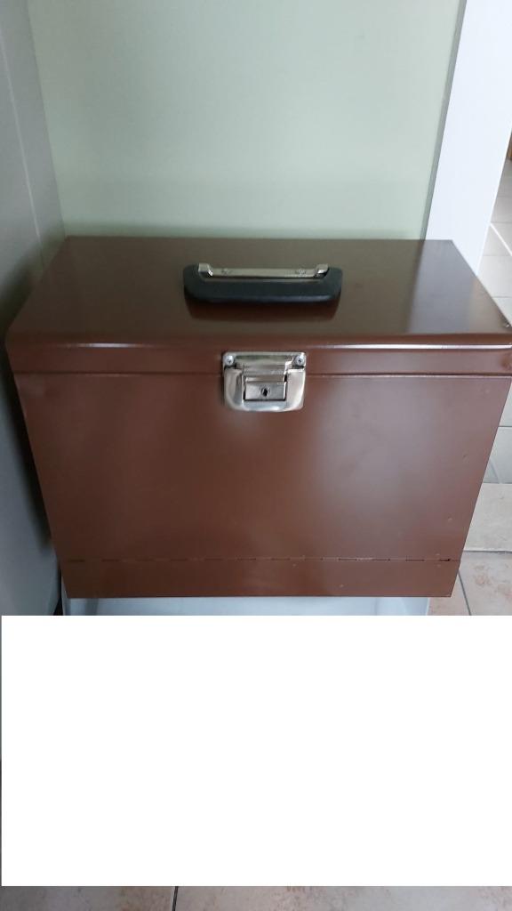 Vintage metalen box koffer oude langspeelplaten klasseersyst, Ophalen of Verzenden, Gebruikt