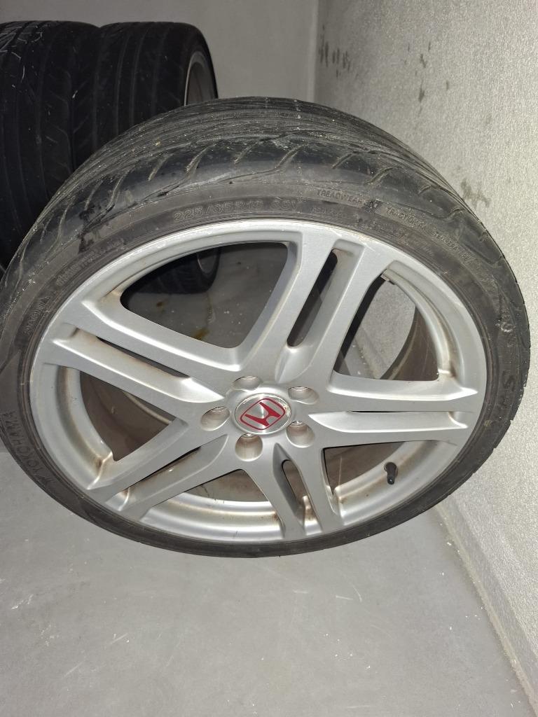 5x114.3 Yokohama-banden maat 225/35 R19, Auto-onderdelen, Banden en Velgen, Gebruikt, Banden en Velgen, Personenwagen, Ophalen