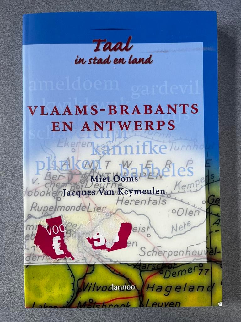 M. Ooms en J. Van Keymeulen - Vlaams-Brabants en Antwerps, Ophalen of Verzenden, Zo goed als nieuw, M. Ooms