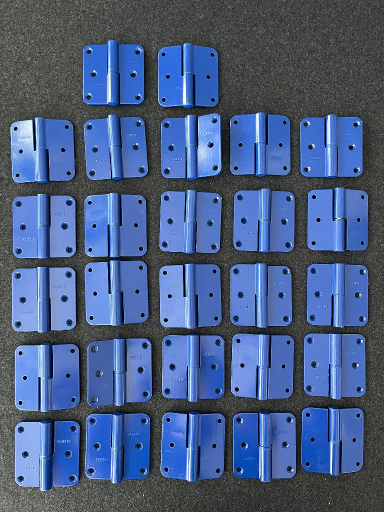 27 Argenta blauw gelakte metalen scharnieren 80x80x2,5mm, Ophalen, Zo goed als nieuw