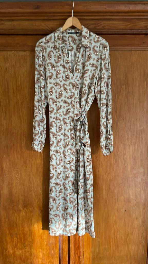 Mooi lang kleed, maat 40, River Woods, Kleding | Dames, Jurken, Zo goed als nieuw, Maat 38/40 (M), Grijs, Onder de knie, Ophalen of Verzenden
