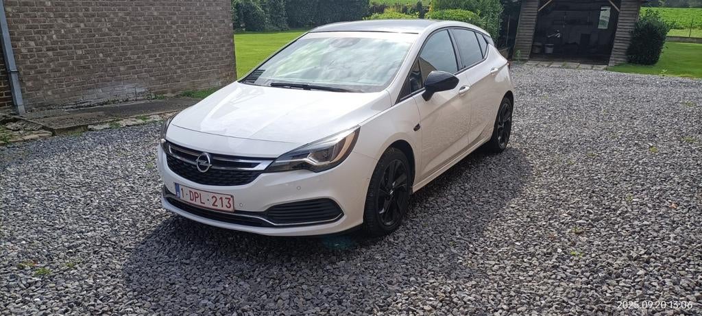 Opel Astra K 1.4 Turbo, Auto's, Voorwielaandrijving, 4 cilinders, Leder en Stof, Wit