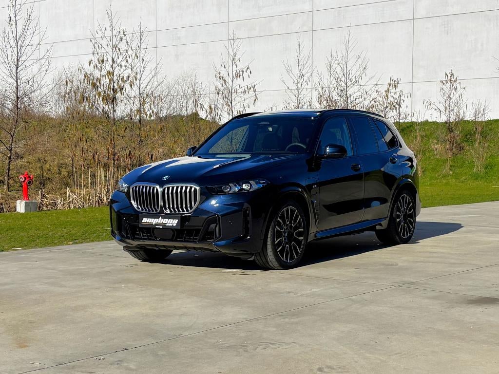 BMW X5 50e M pack tijdloze klasse meets grenzeloze innovatie, Automaat, 3200 kg, Zwart, Leder